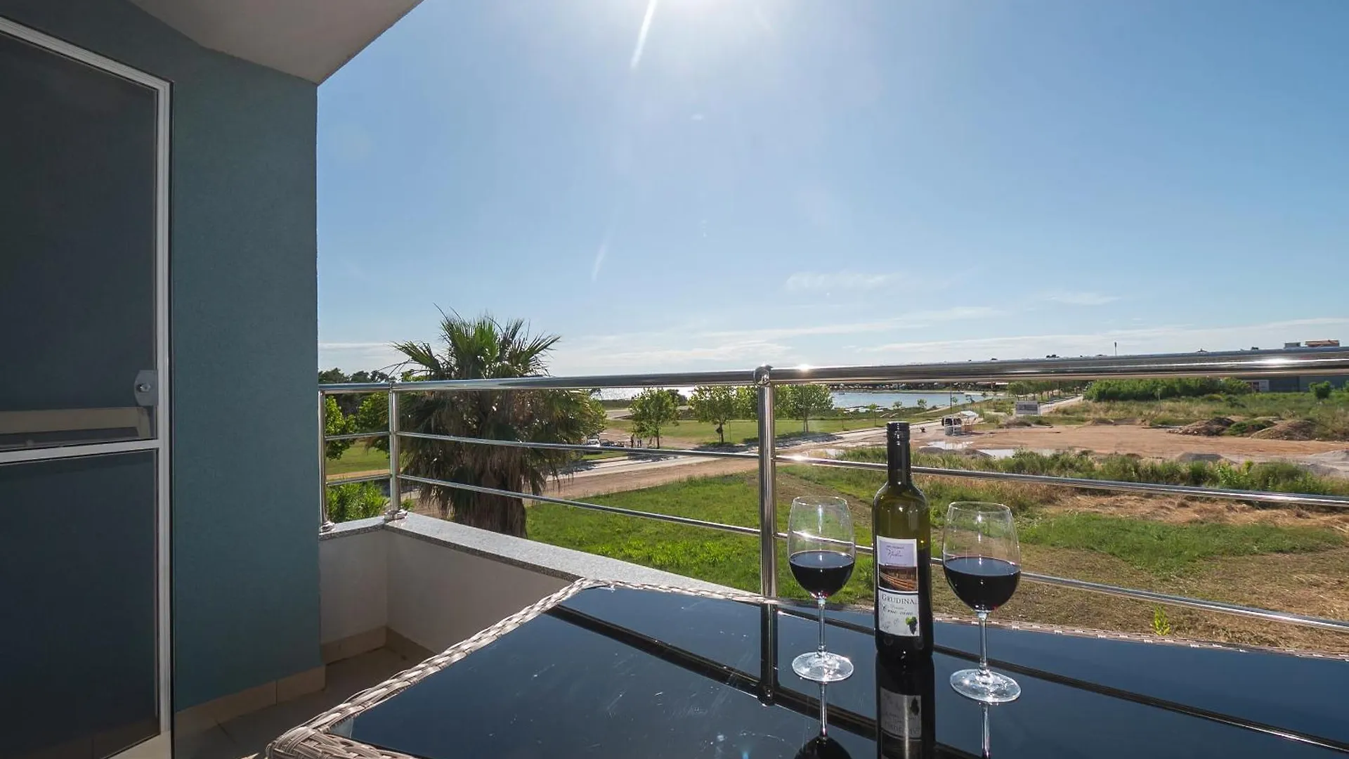 Apartment Terezija By The Sea  Privlaka (Zadar)